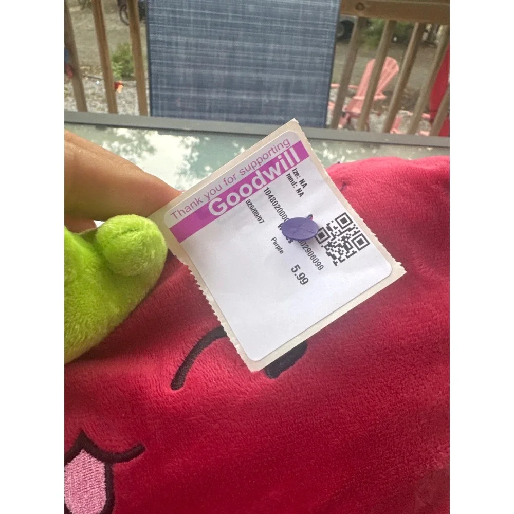 Room 2 Room plush reading